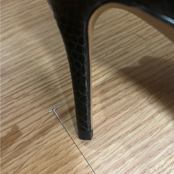 Express Booties - Picture 5 of 6